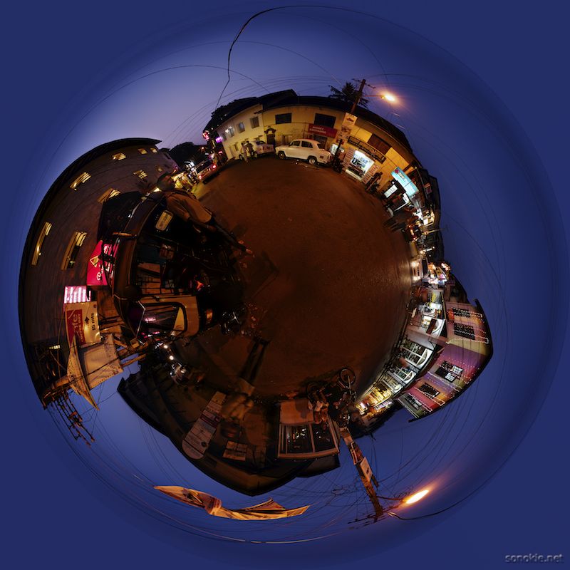fort kochi at night